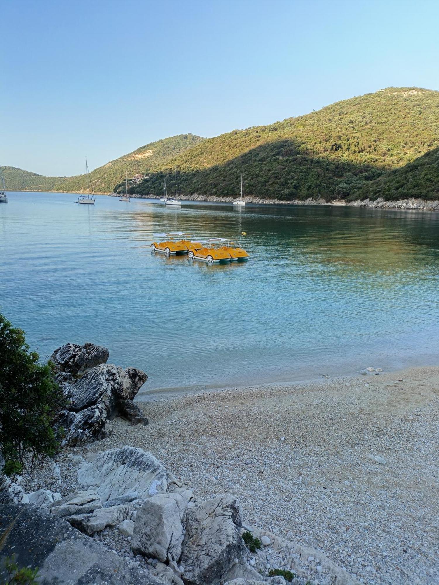 Helios Beach House Mikros Gialos Exterior foto